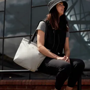 Bellroy Lite Tote | Flexible Lightweight Zip Tote Bag