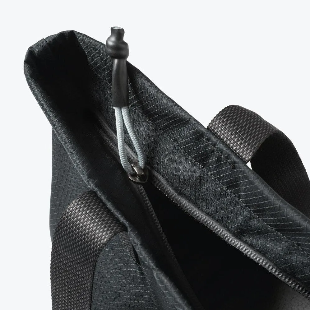 Bellroy Lite Tote | Flexible Lightweight Zip Tote Bag