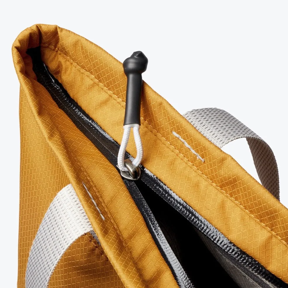 Bellroy Lite Tote | Flexible Lightweight Zip Tote Bag