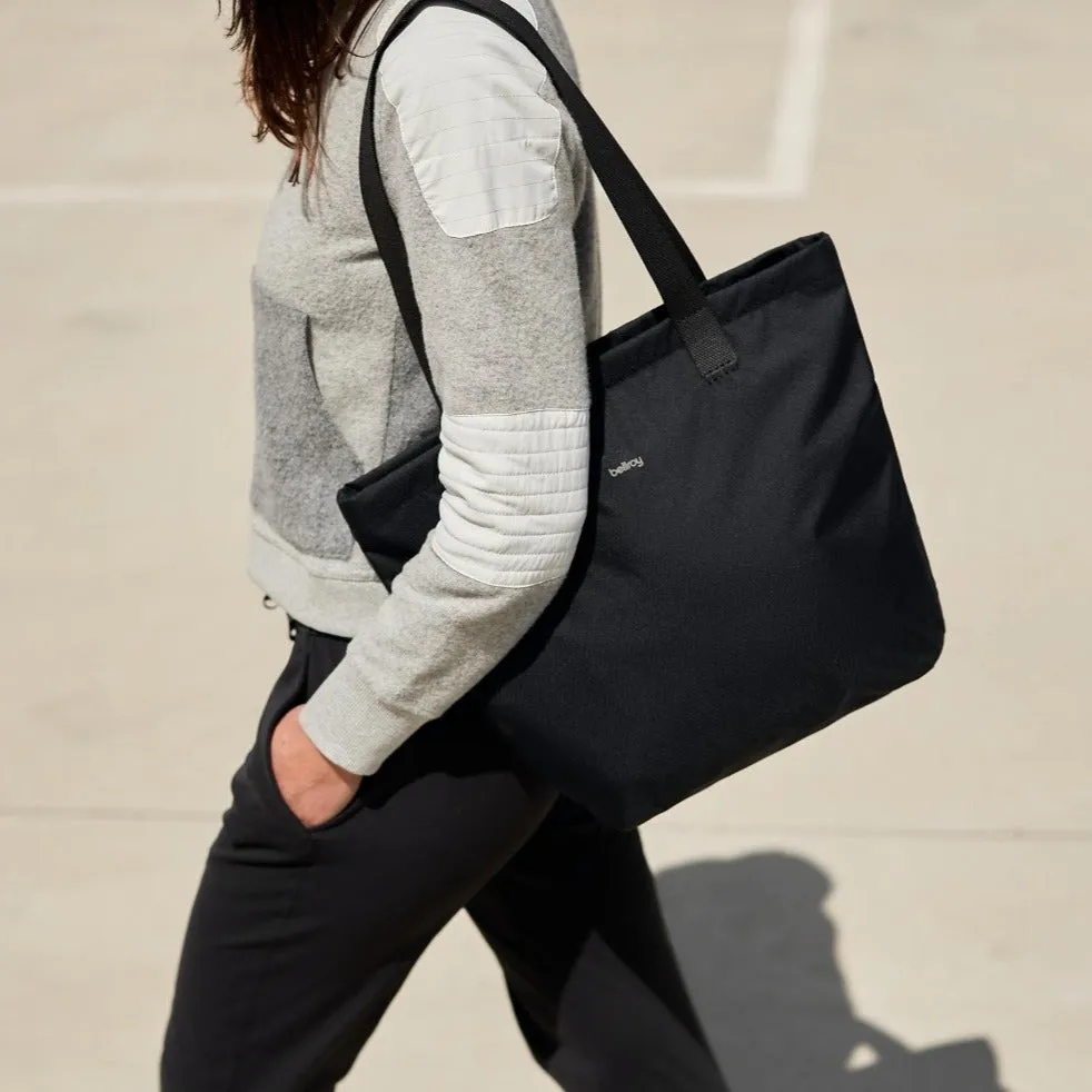 Bellroy Lite Tote | Flexible Lightweight Zip Tote Bag