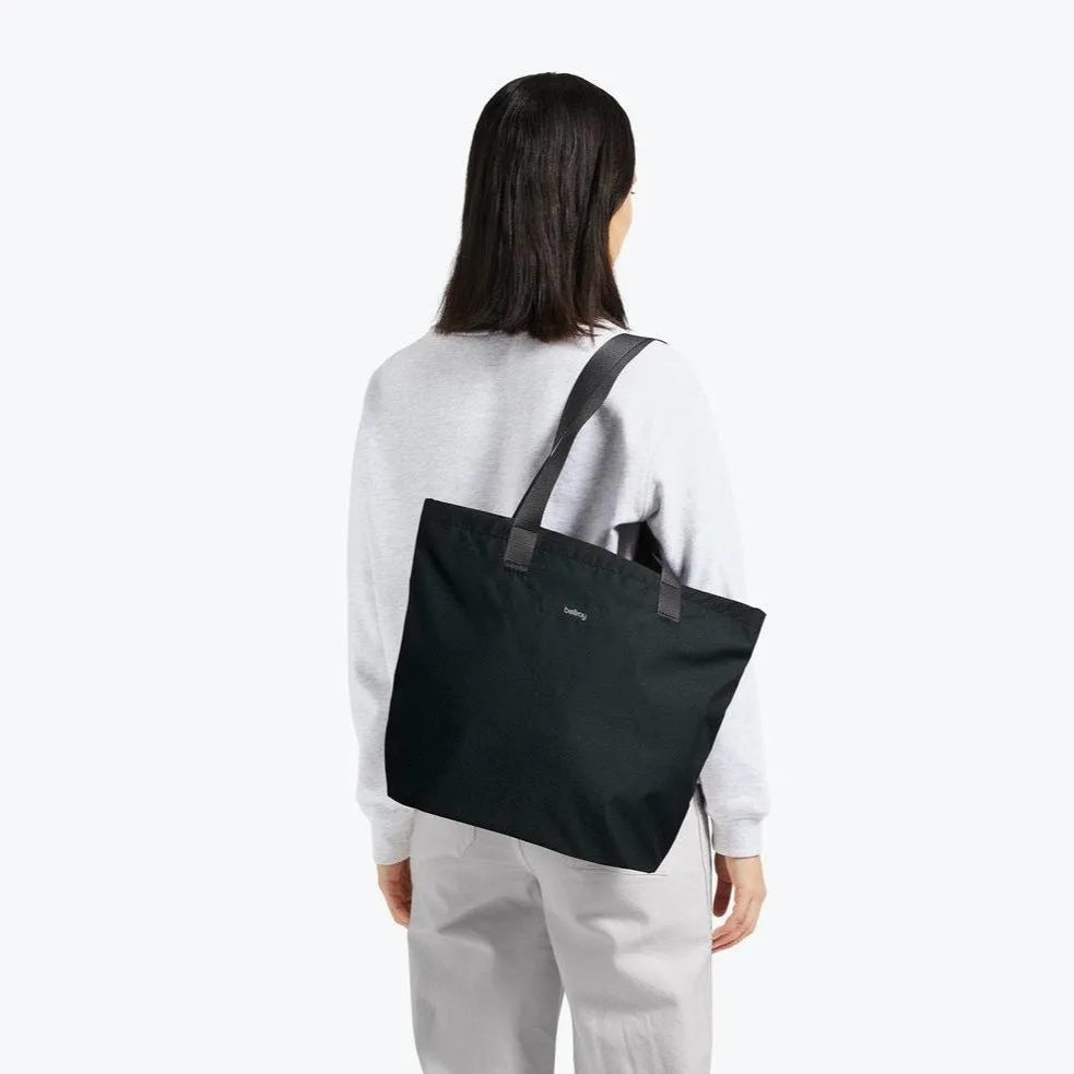 Bellroy Lite Tote | Flexible Lightweight Zip Tote Bag