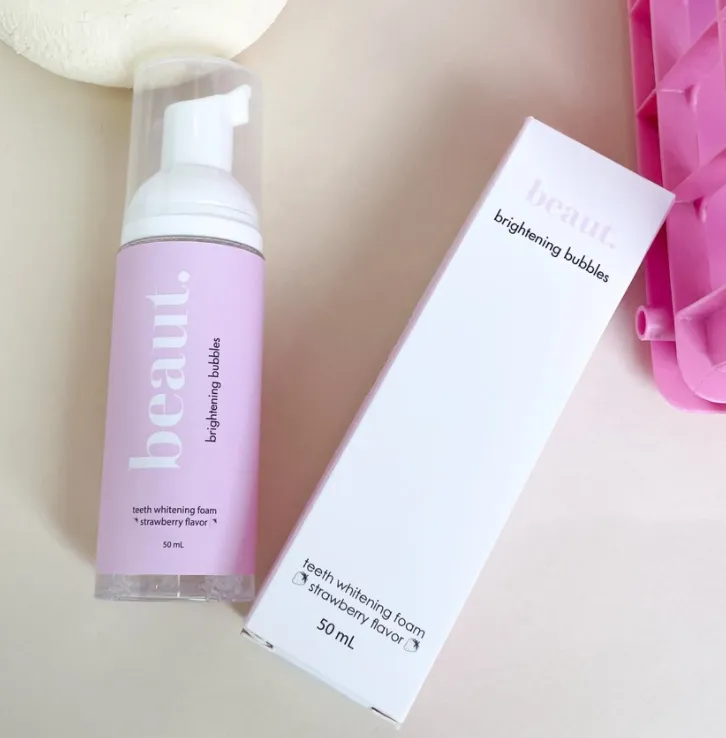 Brightening Bubbles Teeth Whitening Foam- Strawberry
