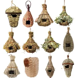 Natural Grass Vine Outdoor Bird House